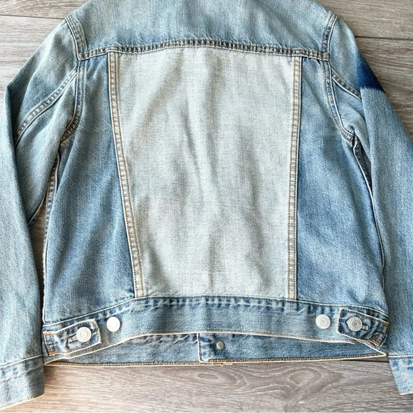 Kids Gap Asymmetrical Patchwork Distressed Jean Trucker Jacket - Picture 11 of 14